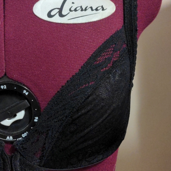 Black Lace sheer bra - Picture 2 of 5